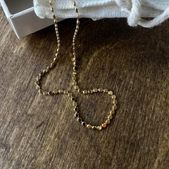 Agapé Anatole Choker in Gold - Picture 2 of 5